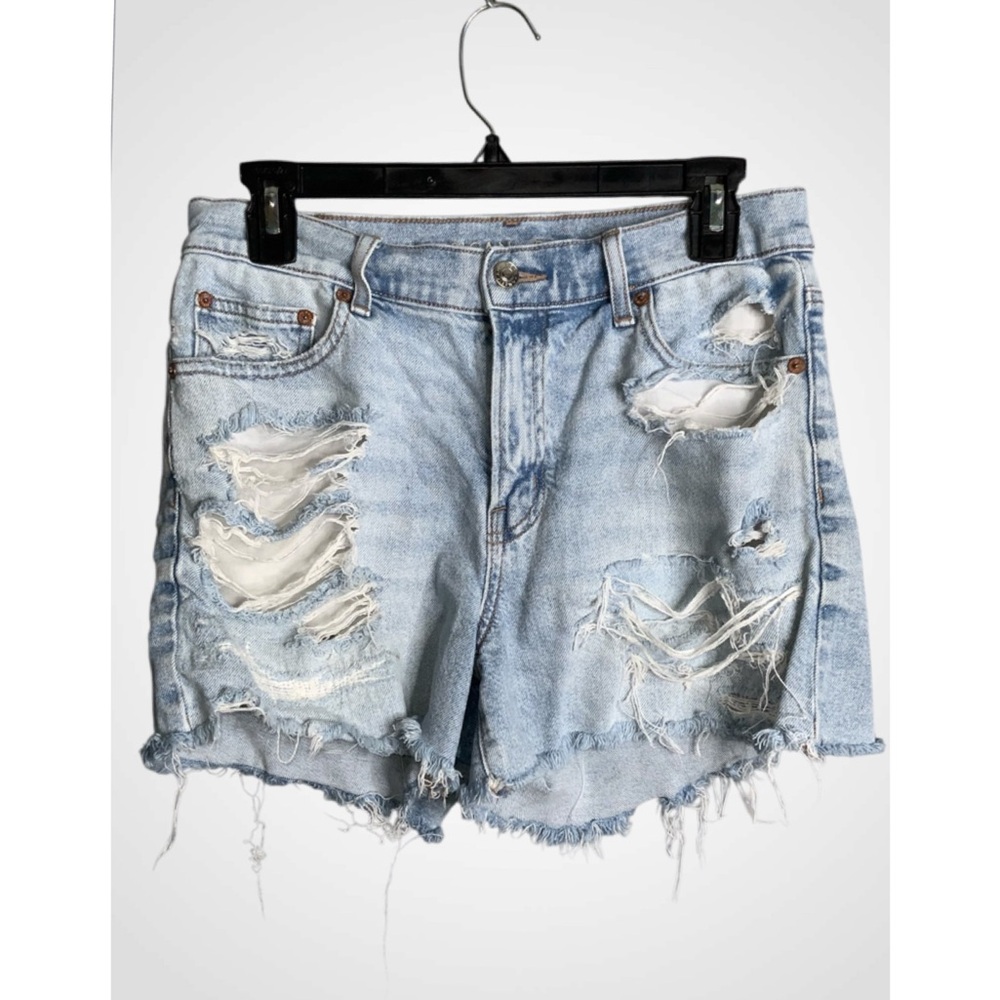 American Eagle Outfitters Strigid Ripped Relaxed Fit Light Blue Jean Shorts 4